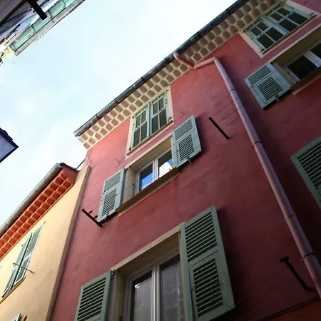 Rue Neuve Appartement *
